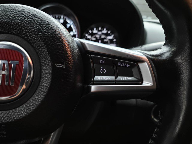 Used 2017 FIAT 124 Spider Classica RWD image 18