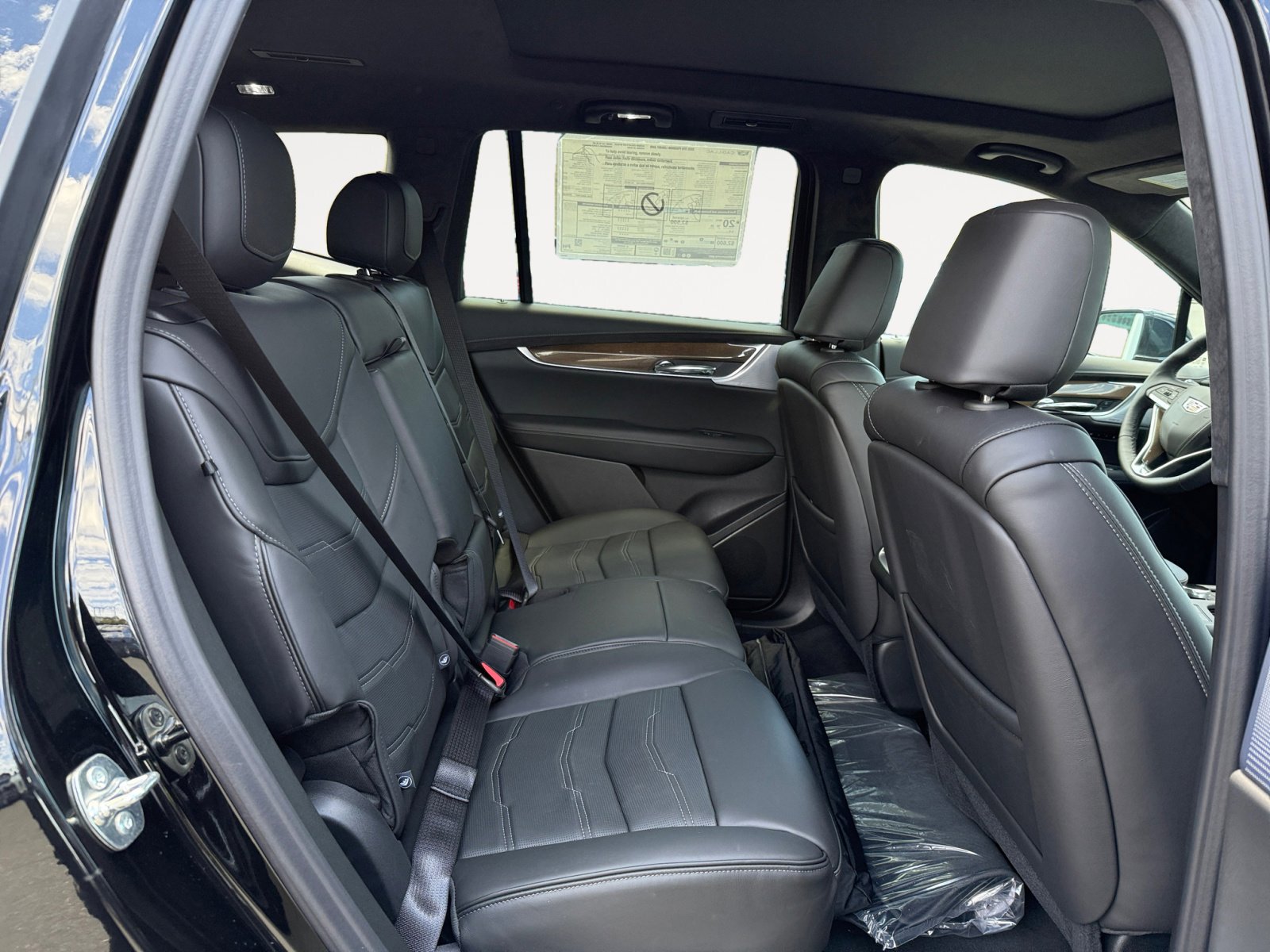 New 2025 Cadillac XT6 Premium Luxury w/ Platinum Package image 18