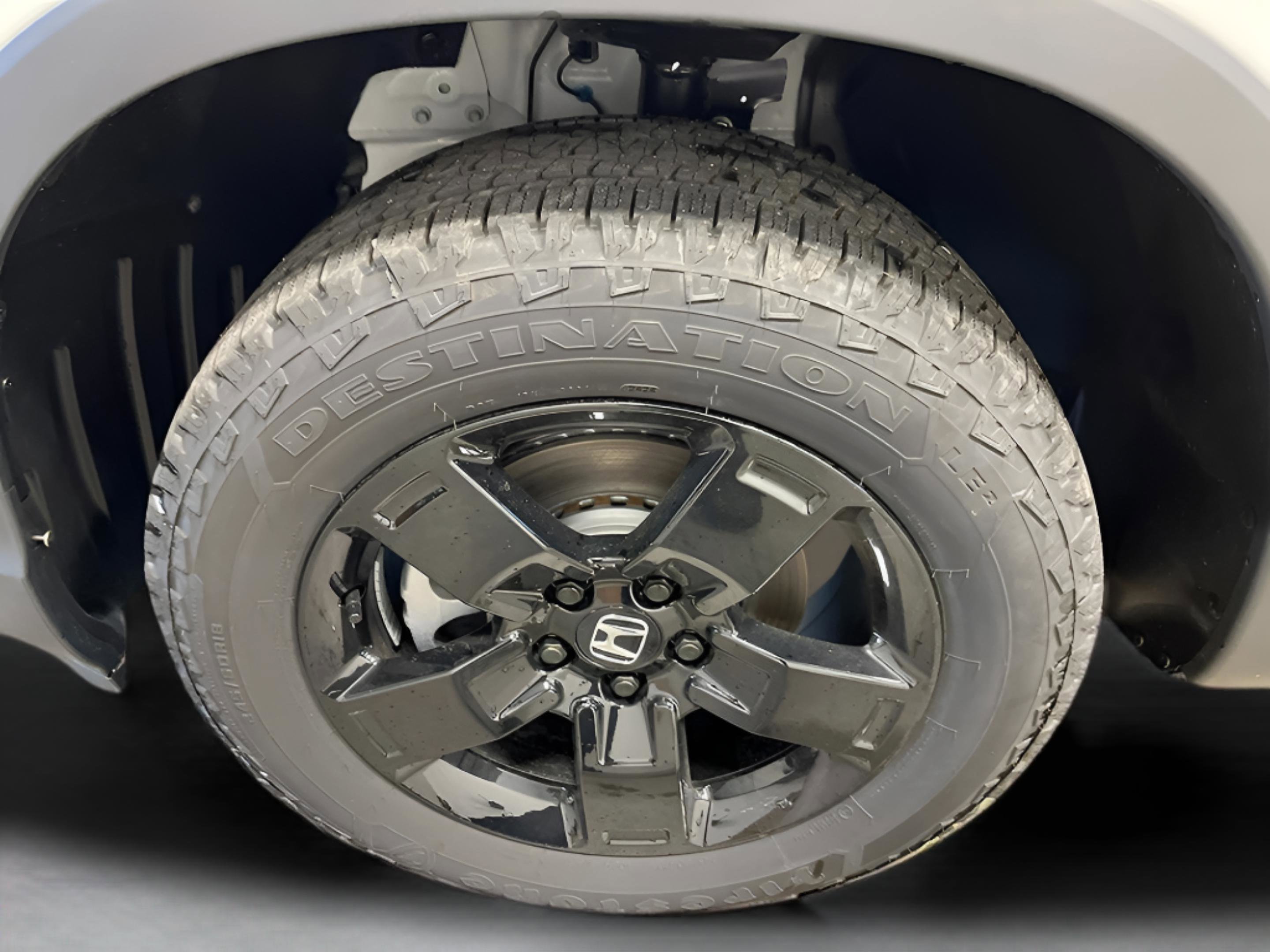 New 2026 Honda Ridgeline Black Edition image 11