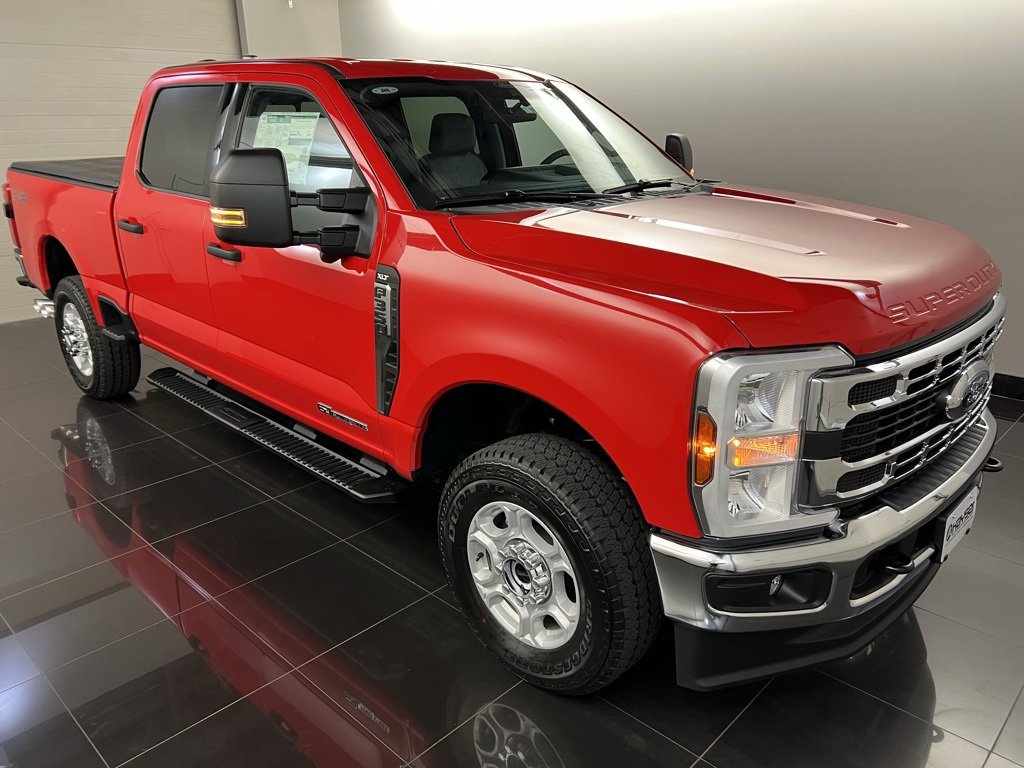 New 2025 Ford F350 XLT w/ 360-Degree Camera Package