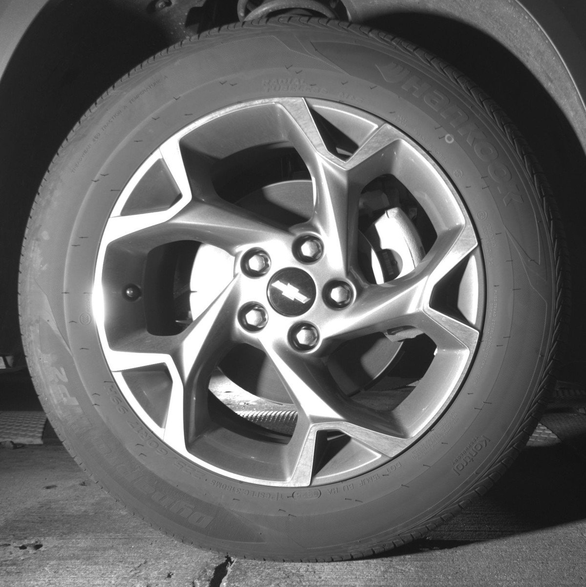 Used 2025 Chevrolet Trax LT w/ LT Convenience Package image 13