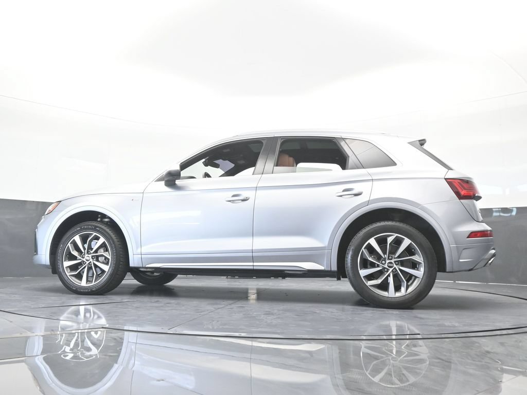 Used 2022 Audi Q5 2.0T Premium Plus w/ Premium Plus Package AWD/4WD image 62