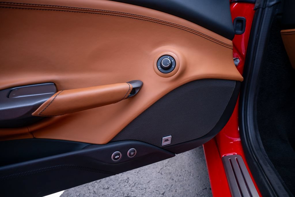 Used 2018 Ferrari 488 Spider RWD image 31