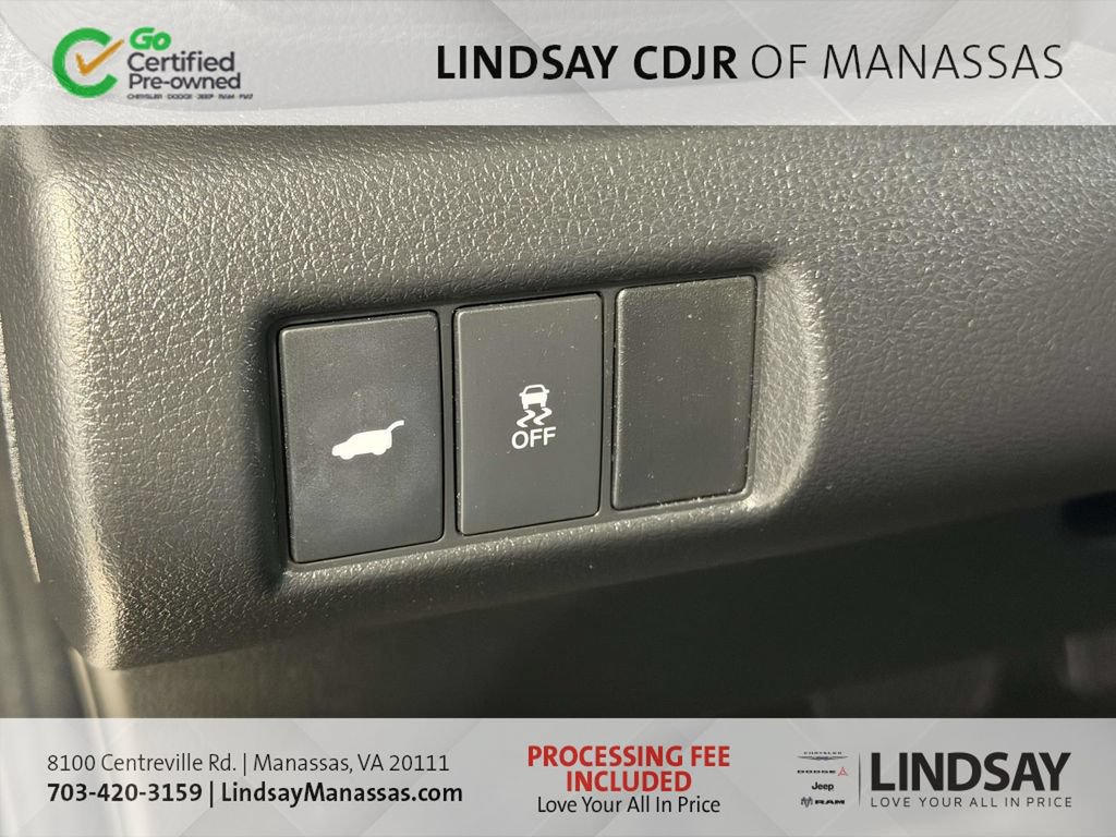 Used 2023 Honda Pilot Touring image 11