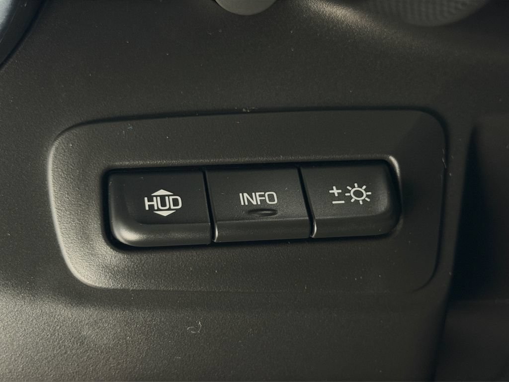 Used 2020 Chevrolet Camaro SS RWD image 36