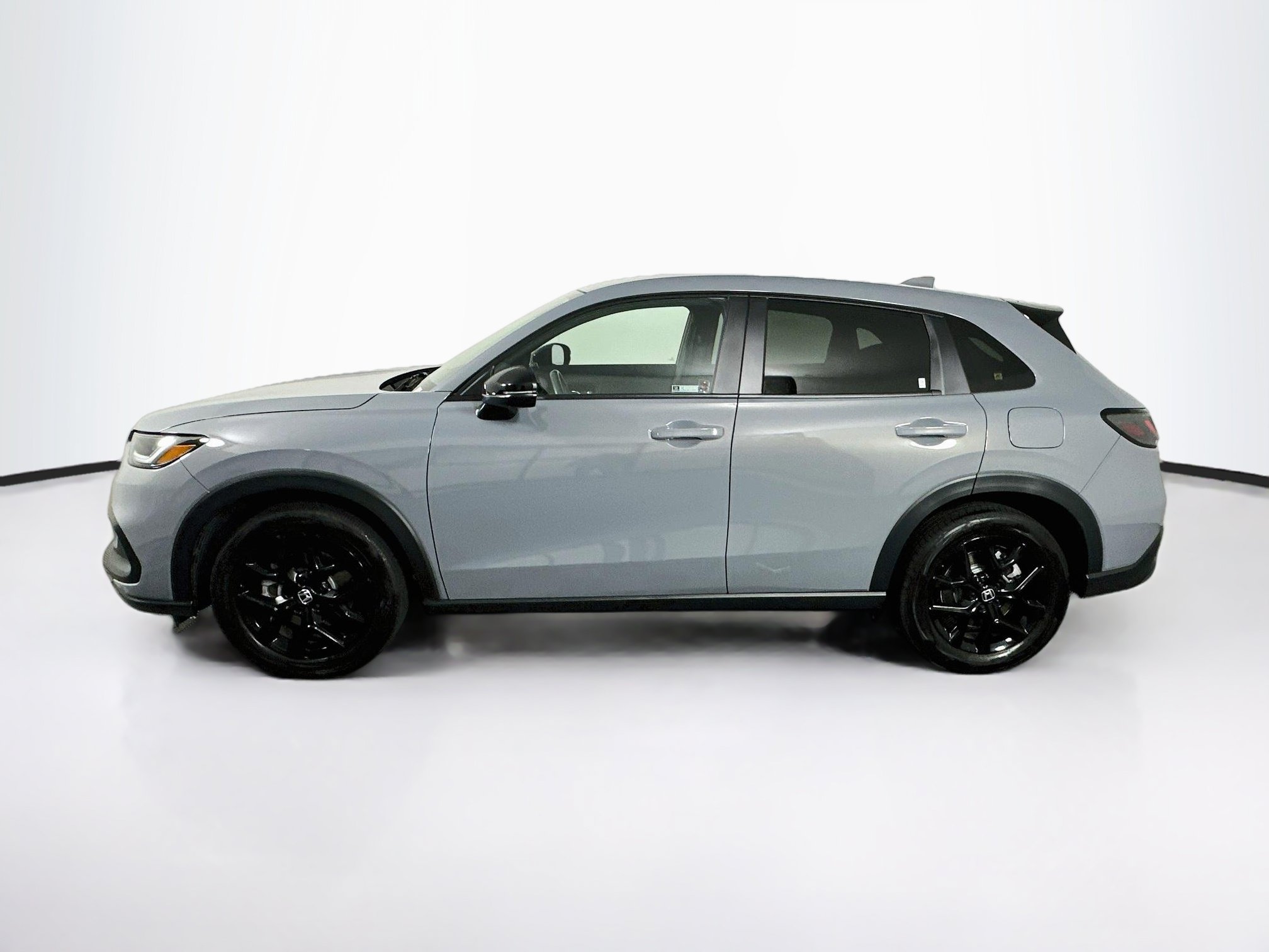 Used 2024 Honda HR-V Sport image 4