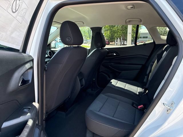 New 2026 Chevrolet Trax LS w/ LS Convenience Package FWD image 20