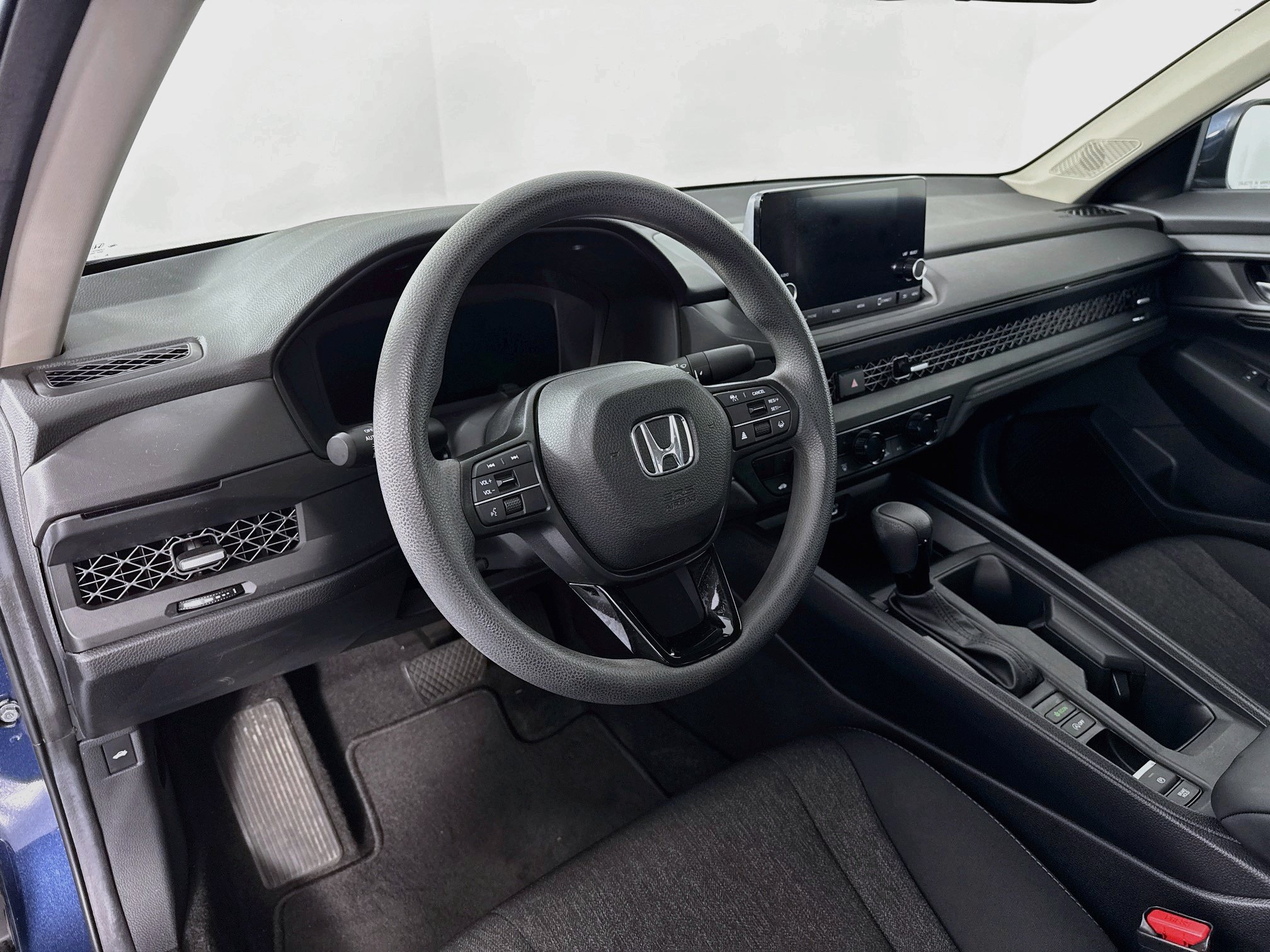 Certified 2023 Honda Accord EX image 9