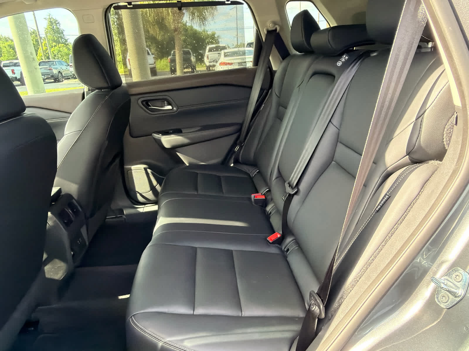 Used 2023 Nissan Rogue SL w/ SL Premium Package AWD/4WD image 9