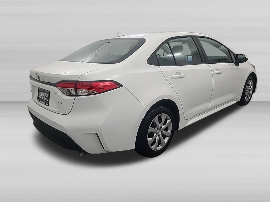 Used 2025 Toyota Corolla LE FWD image 5