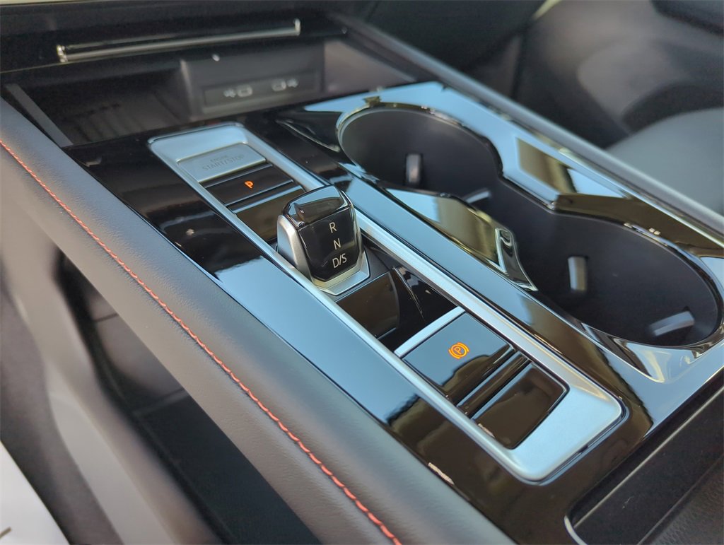 New 2026 Volkswagen Atlas Peak Edition image 39