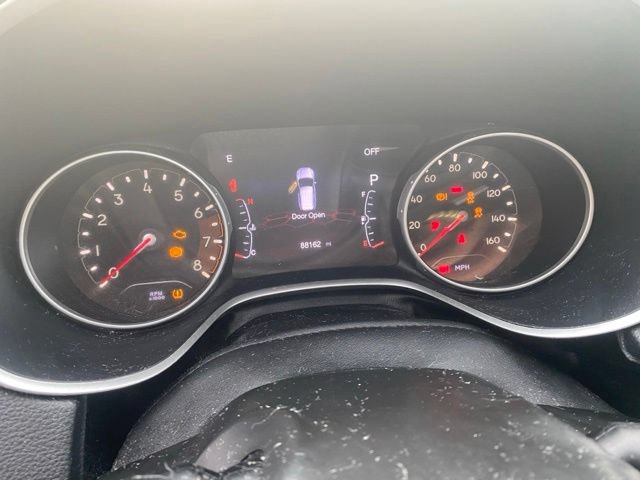 Used 2019 Jeep Compass Limited FWD image 12