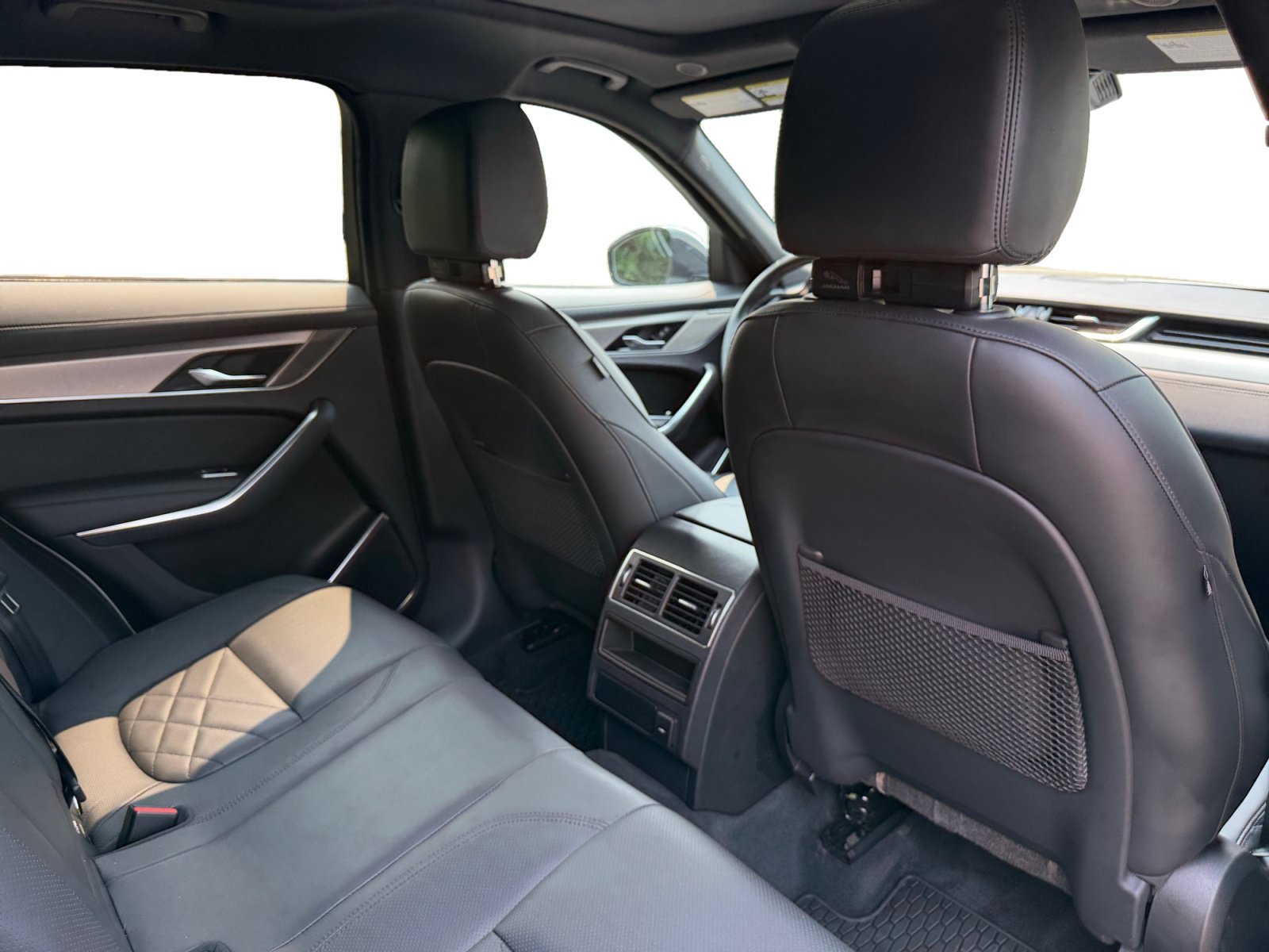 Used 2023 Jaguar F-PACE S AWD/4WD image 20