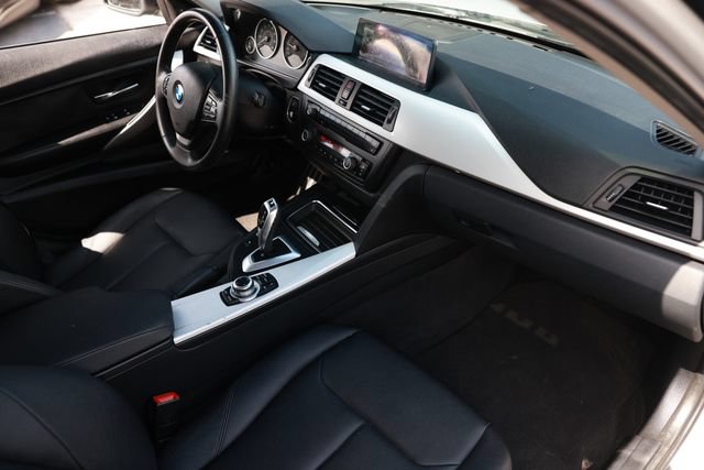 Used 2012 BMW 328i Sedan RWD image 21