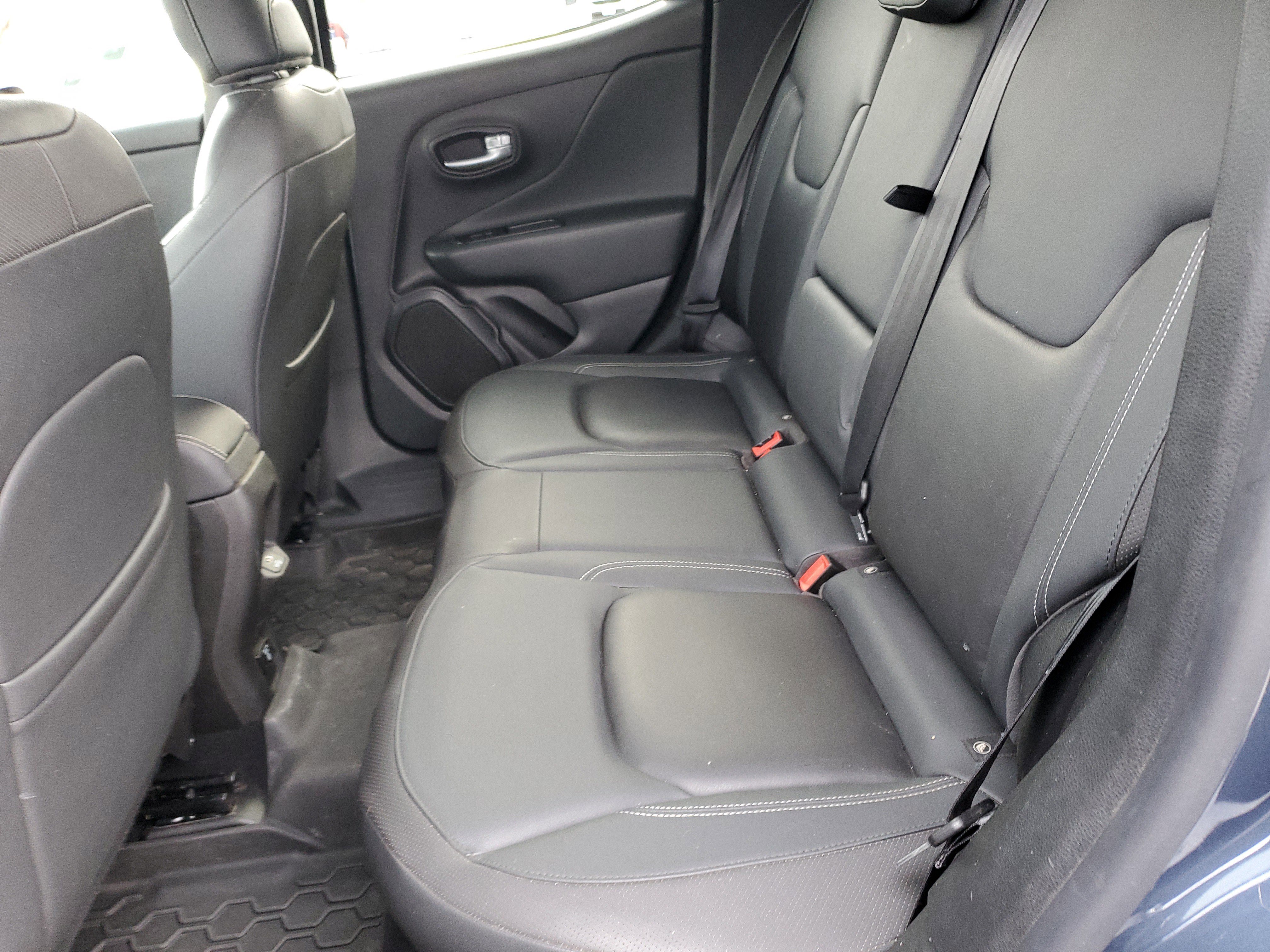 Used 2021 Jeep Renegade Limited image 9