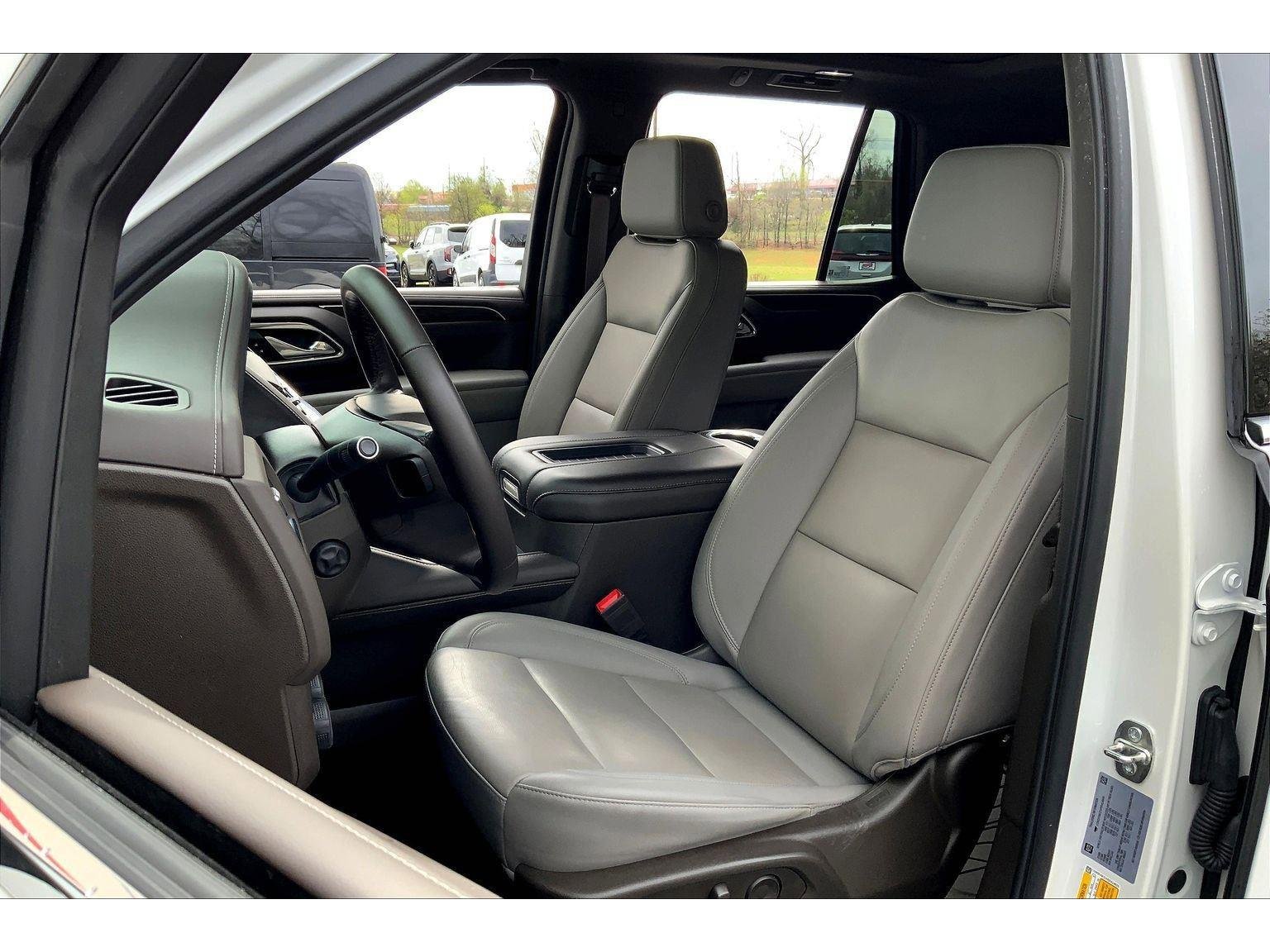 Used 2024 Chevrolet Tahoe LT w/ LT Signature Package image 22