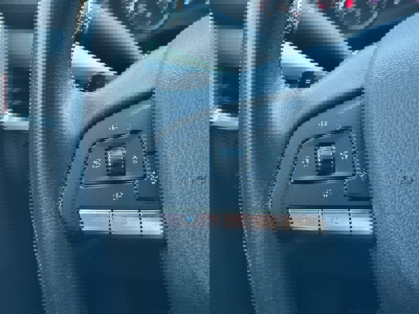 Used 2022 Cadillac XT4 Premium Luxury w/ Safety Alert Package image 25