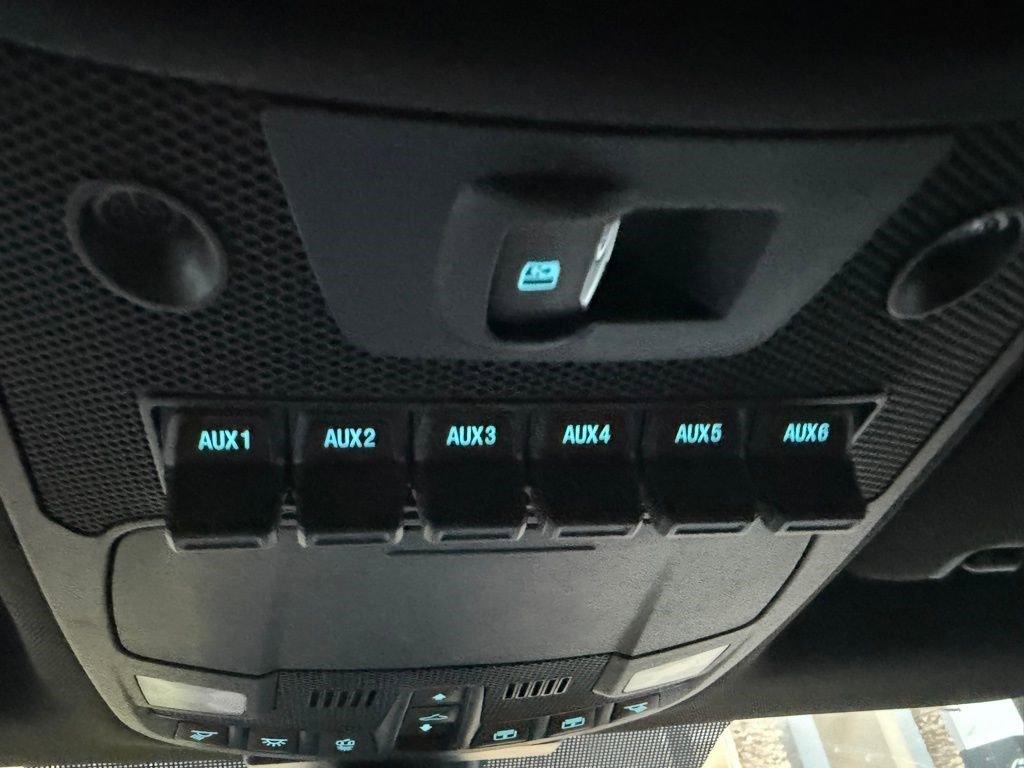 Used 2019 Ford F250 Platinum w/ Platinum Ultimate Package AWD/4WD image 23