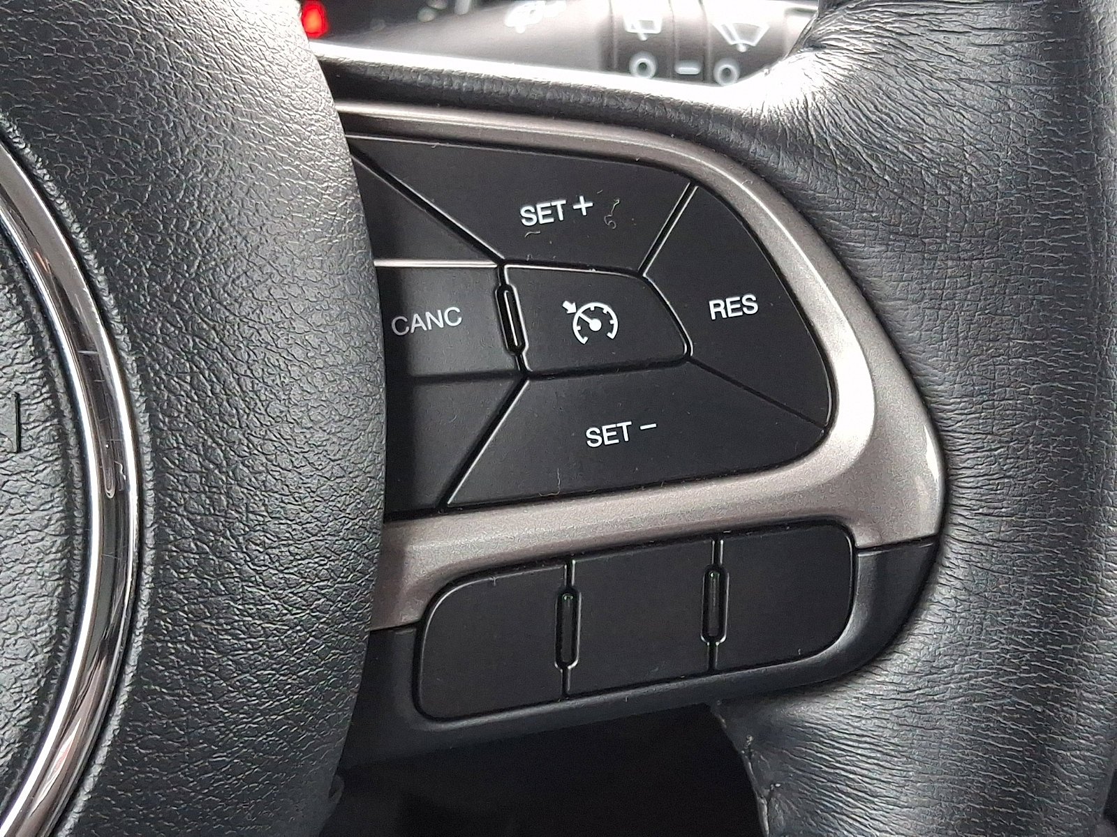 Used 2022 Jeep Renegade Limited image 21