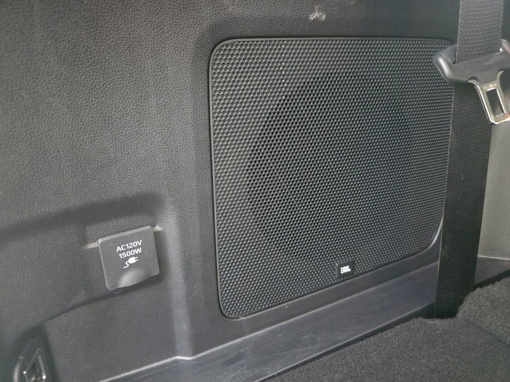 Used 2025 Toyota Highlander Platinum AWD/4WD image 40