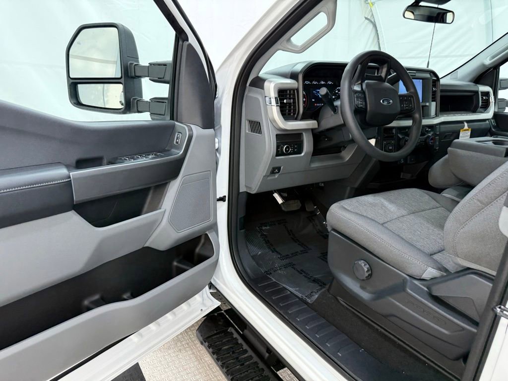 New 2026 Ford F350 XL w/ STX Appearance Package AWD/4WD image 30