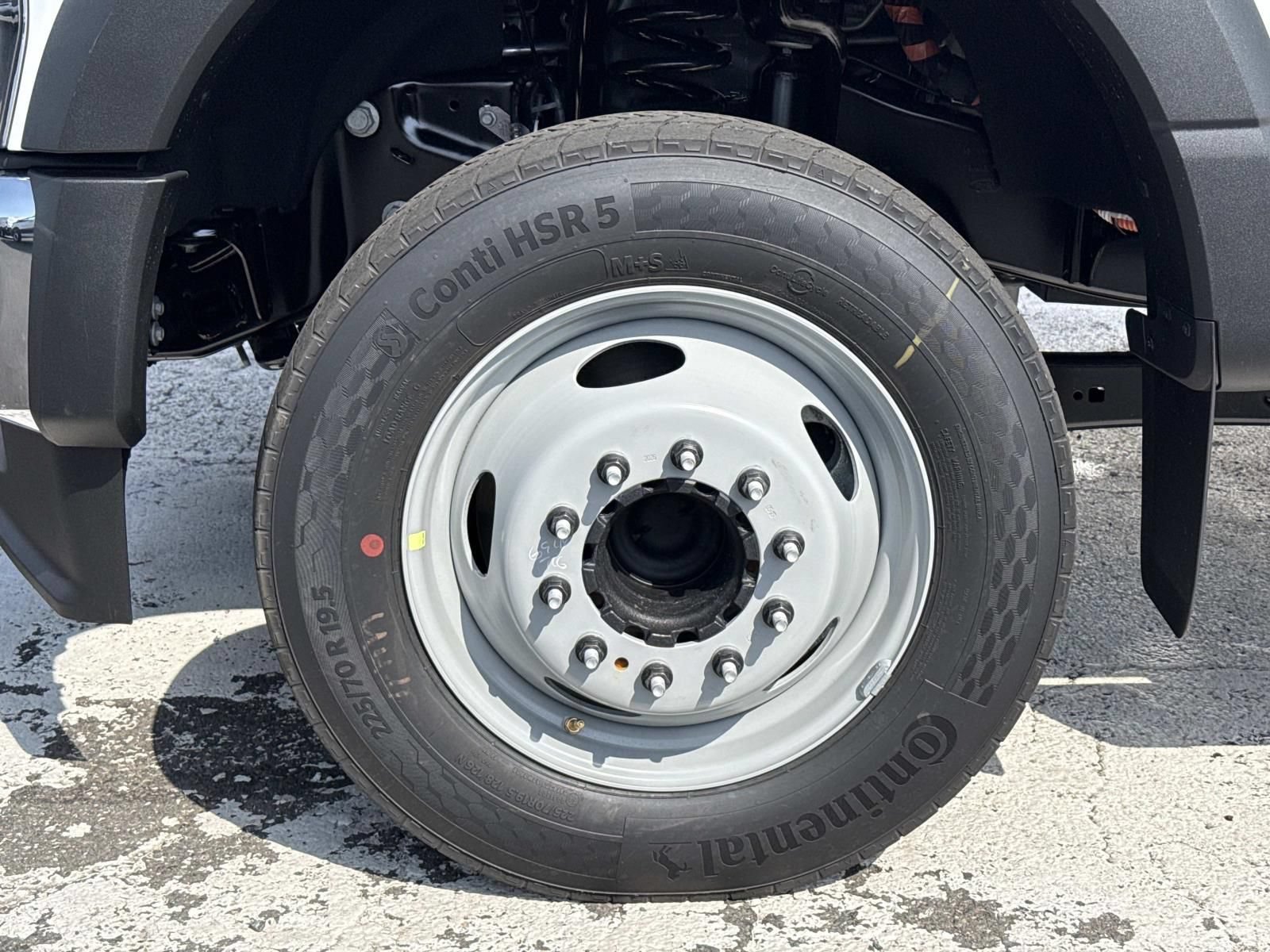 New 2026 Ford F450 XL RWD image 9