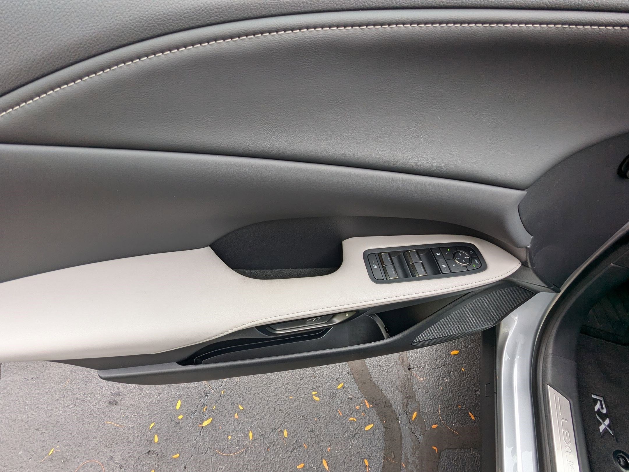 New 2025 Lexus RX 350 Premium image 12