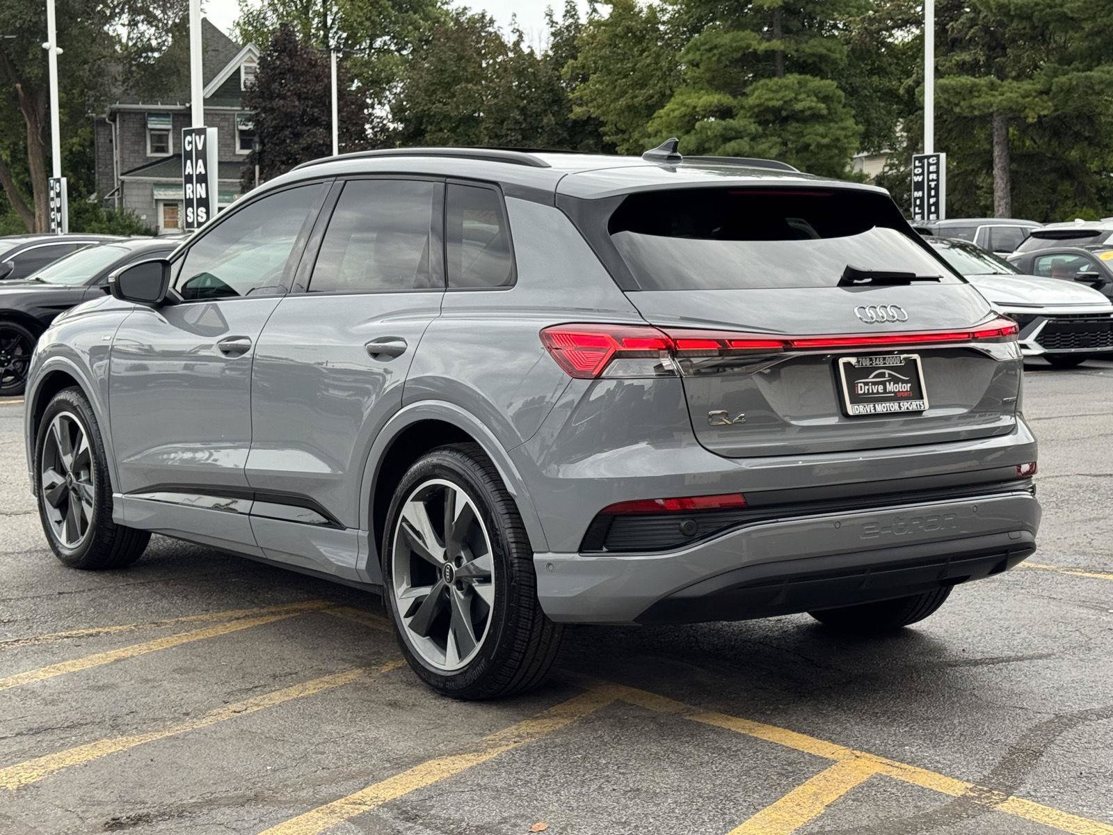 Used 2024 Audi Q4 e-tron Premium Plus w/ Premium Plus AWD/4WD image 6