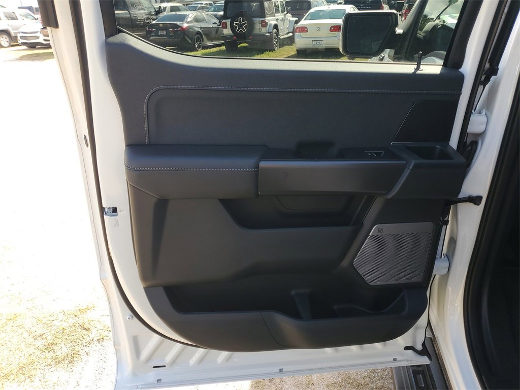New 2025 Ford F150 Lariat w/ Equipment Group 501A Mid image 27