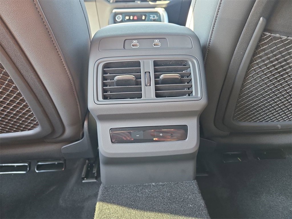 New 2025 Audi Q5 Premium image 24