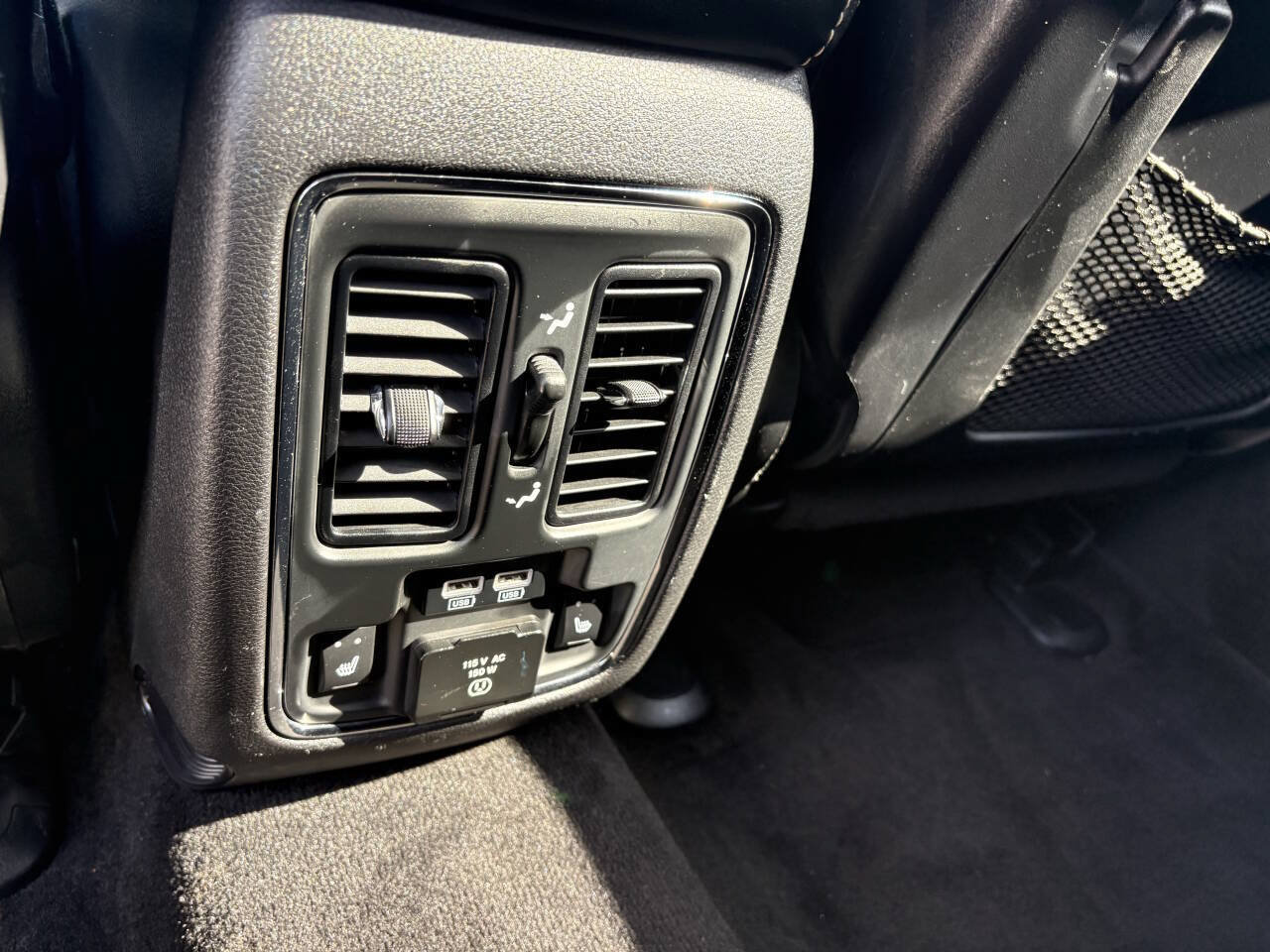 Used 2014 Jeep Grand Cherokee Limited AWD/4WD image 19