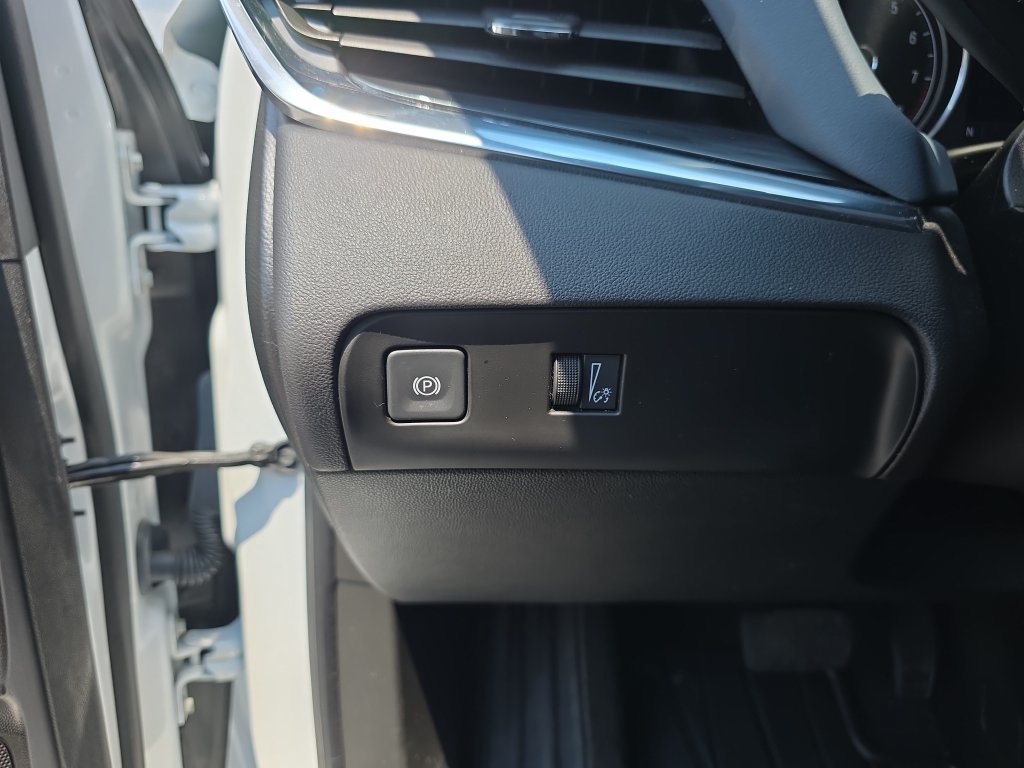 Used 2023 Buick Enclave Essence FWD image 20
