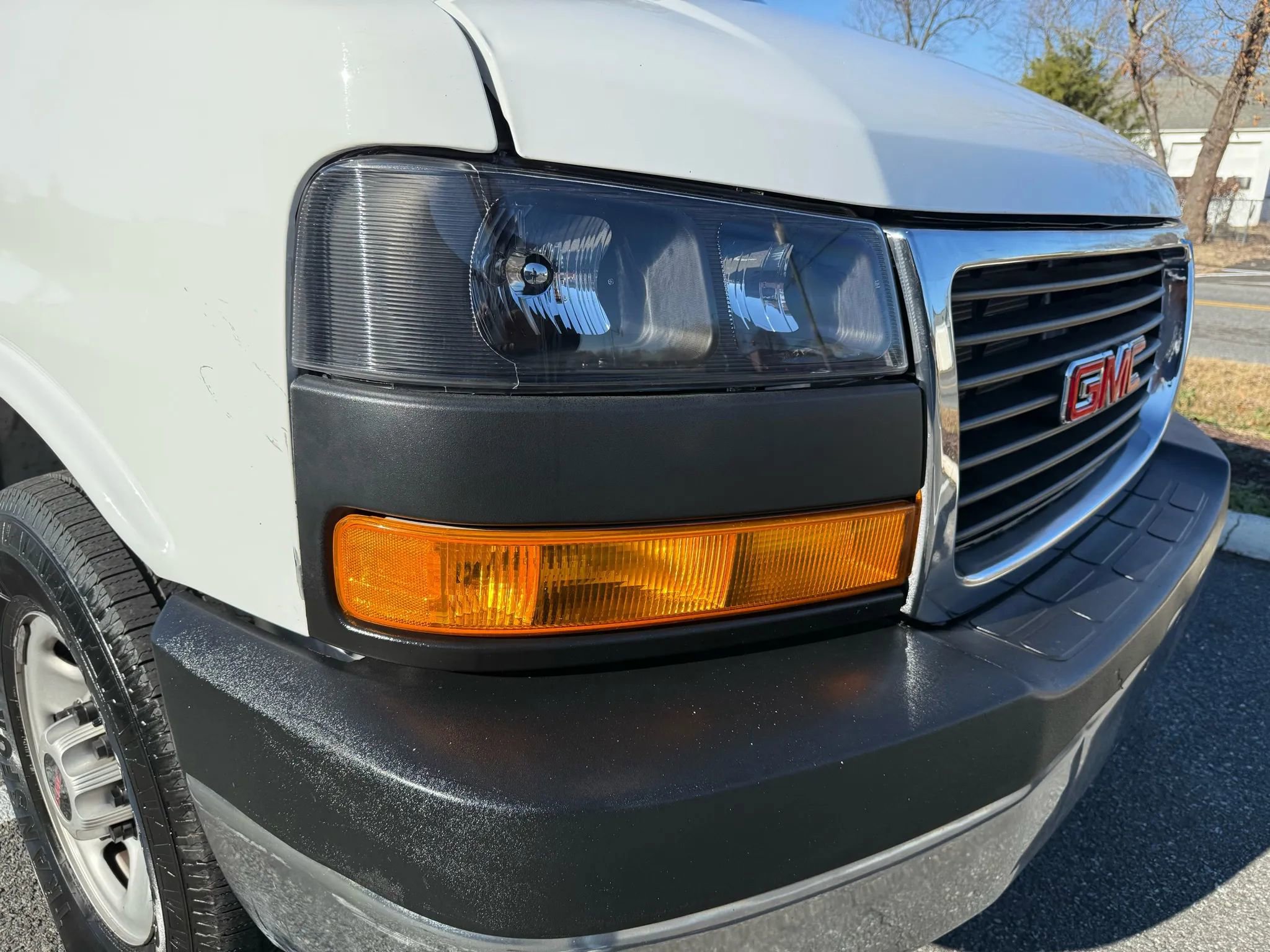 Used 2022 GMC Savana 2500 w/ Communications Package image 40