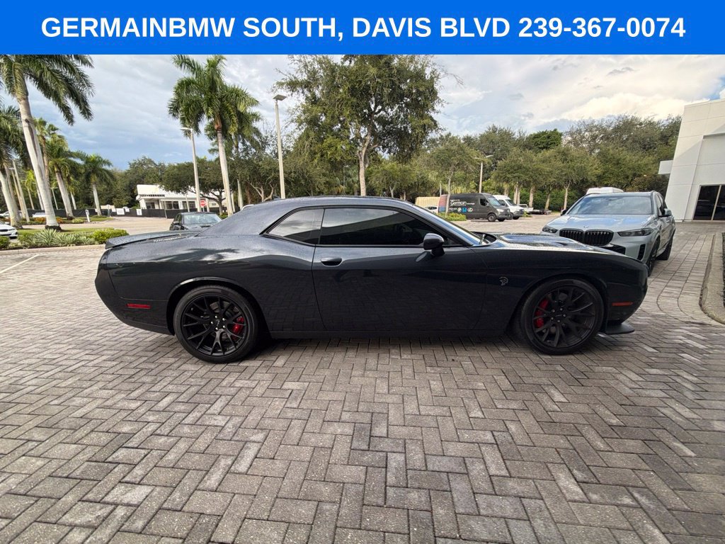 Used 2016 Dodge Challenger SRT Hellcat RWD image 13