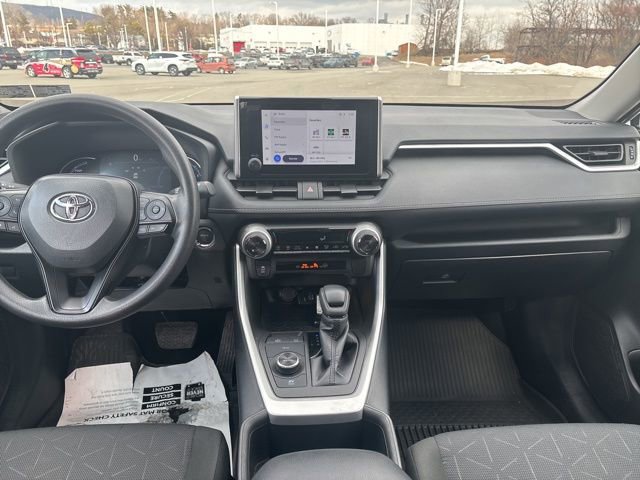 Used 2024 Toyota RAV4 XLE image 27