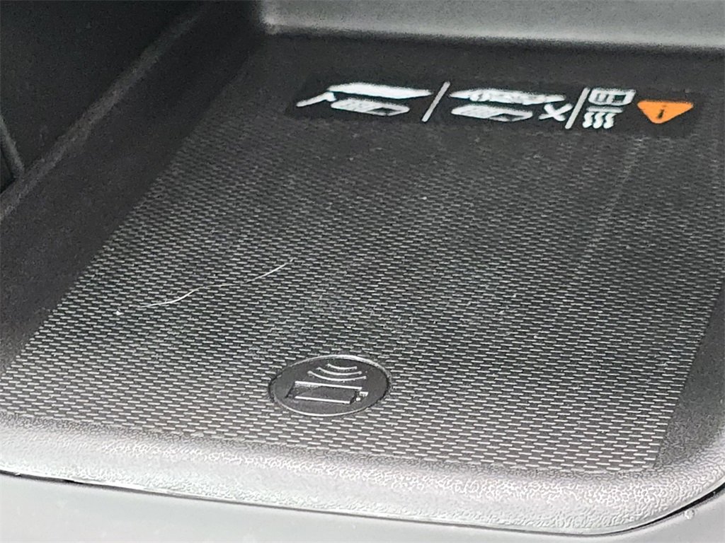 Used 2022 GMC Sierra 1500 AT4 w/ AT4 Premium Package image 35