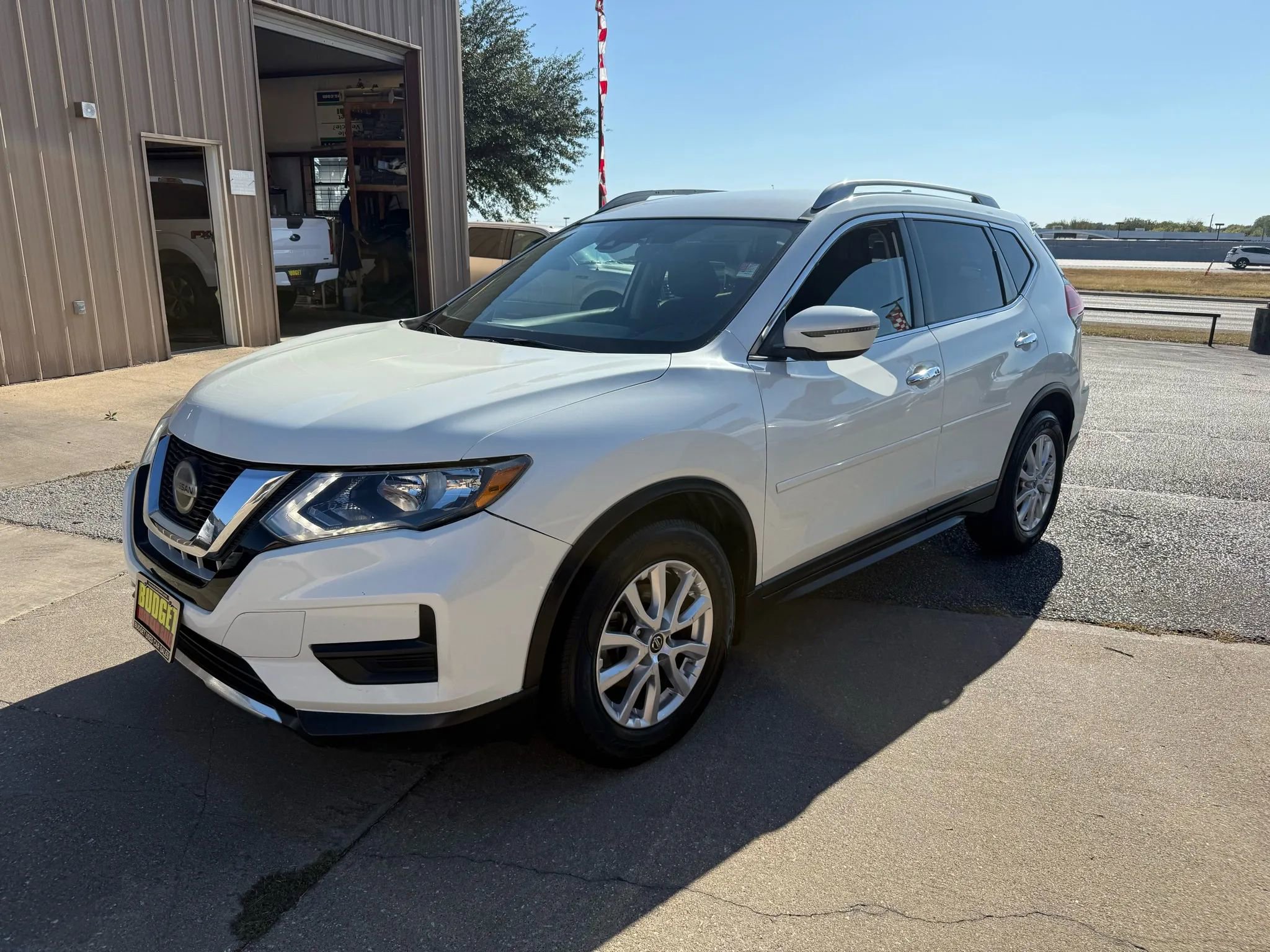 Used 2020 Nissan Rogue SV