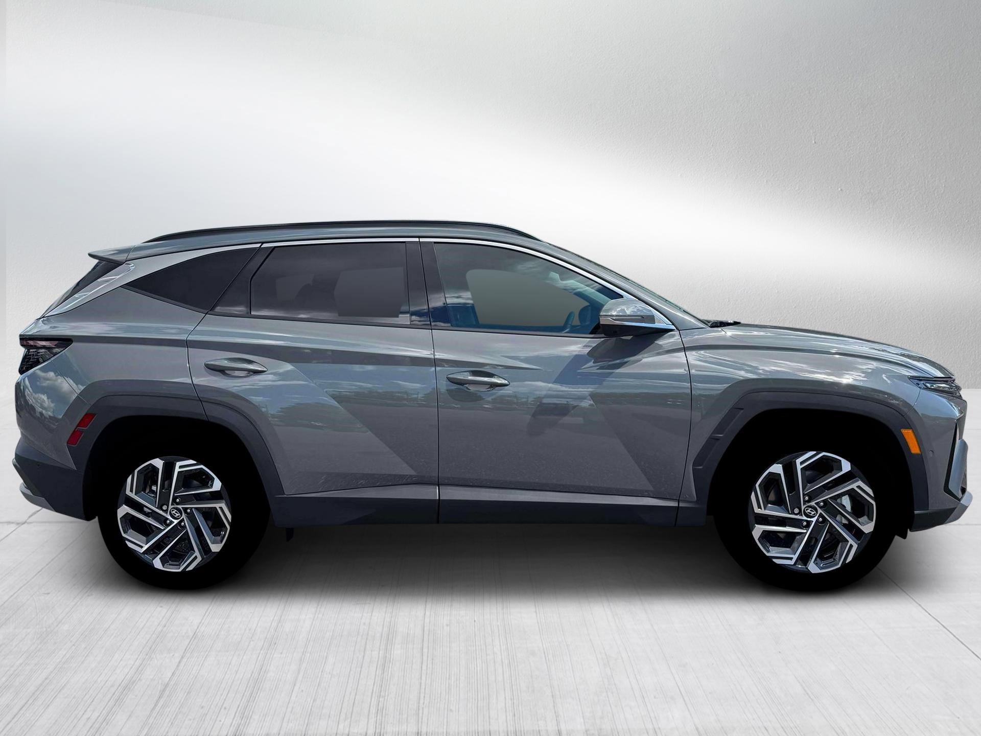 New 2026 Hyundai Tucson Limited image 9