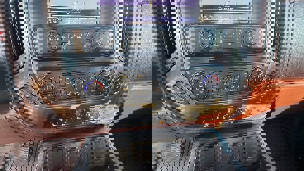 Used 2018 Chevrolet Silverado 2500 High Country w/ Duramax Plus Package image 29