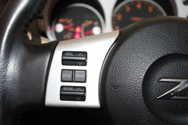 Used 2006 Nissan 350Z Touring w/ (N93) Cargo Convenience Pkg RWD image 35