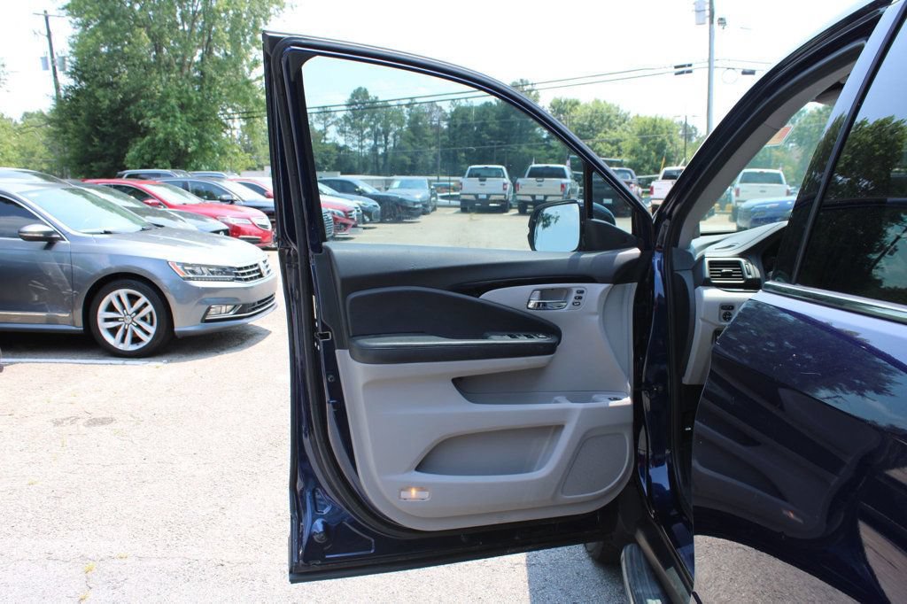 Used 2016 Honda Pilot Elite image 13