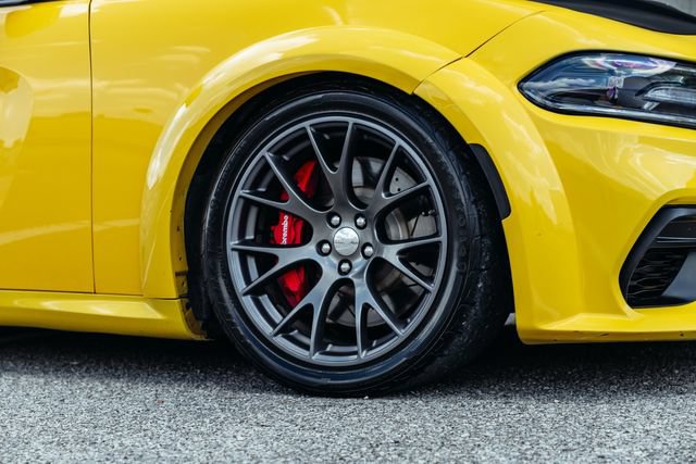 Used 2018 Dodge Charger SRT w/ Technology Group RWD image 57