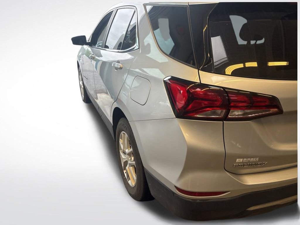 Used 2022 Chevrolet Equinox LT AWD/4WD image 11