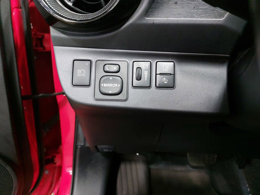 Used 2018 Toyota Prius C Four image 26