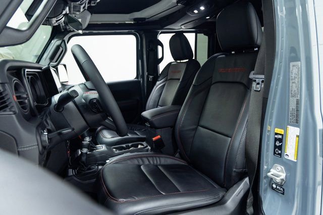 Used 2024 Jeep Gladiator Rubicon w/ Convenience Group image 21