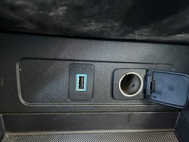 Used 2019 Ford Escape SE image 14