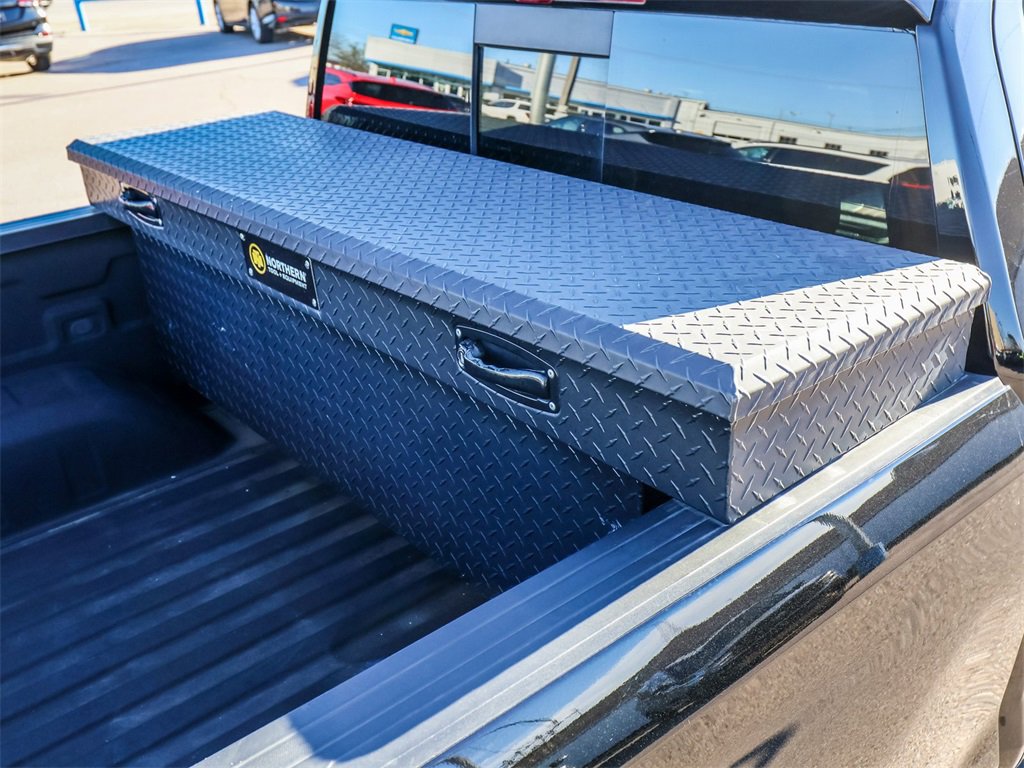 Used 2023 Chevrolet Silverado 1500 High Country w/ Technology Package image 10