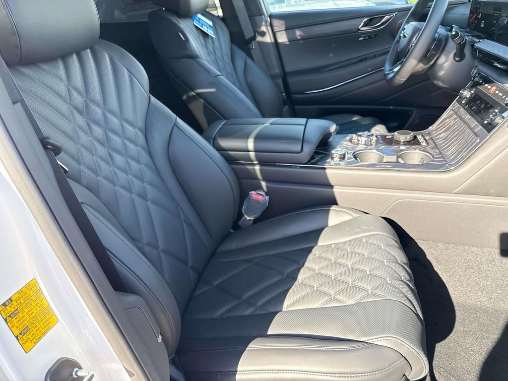 New 2026 Genesis GV80 3.5T e-SC image 13