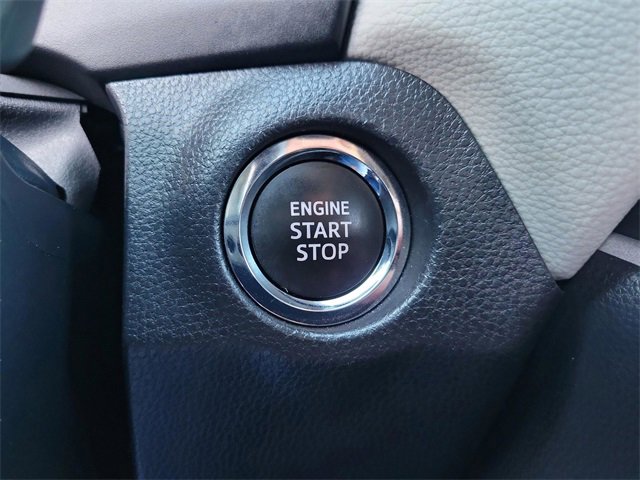 Used 2025 Toyota RAV4 XLE image 27