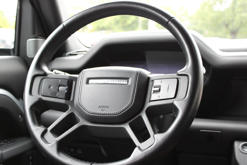 Used 2023 Land Rover Defender 130 X AWD/4WD image 10